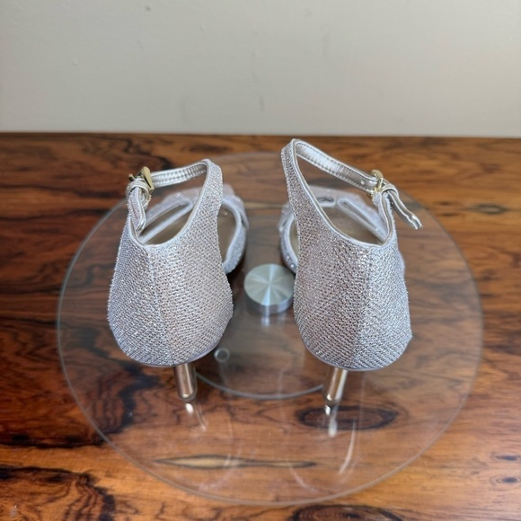 Franco Sarto Rania Ankle Strap Sandal in Gold - Picture 8 of 13